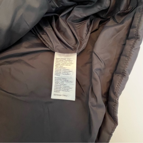 Lacoste Black Quilted Vest Size Large - Picture 9 of 10